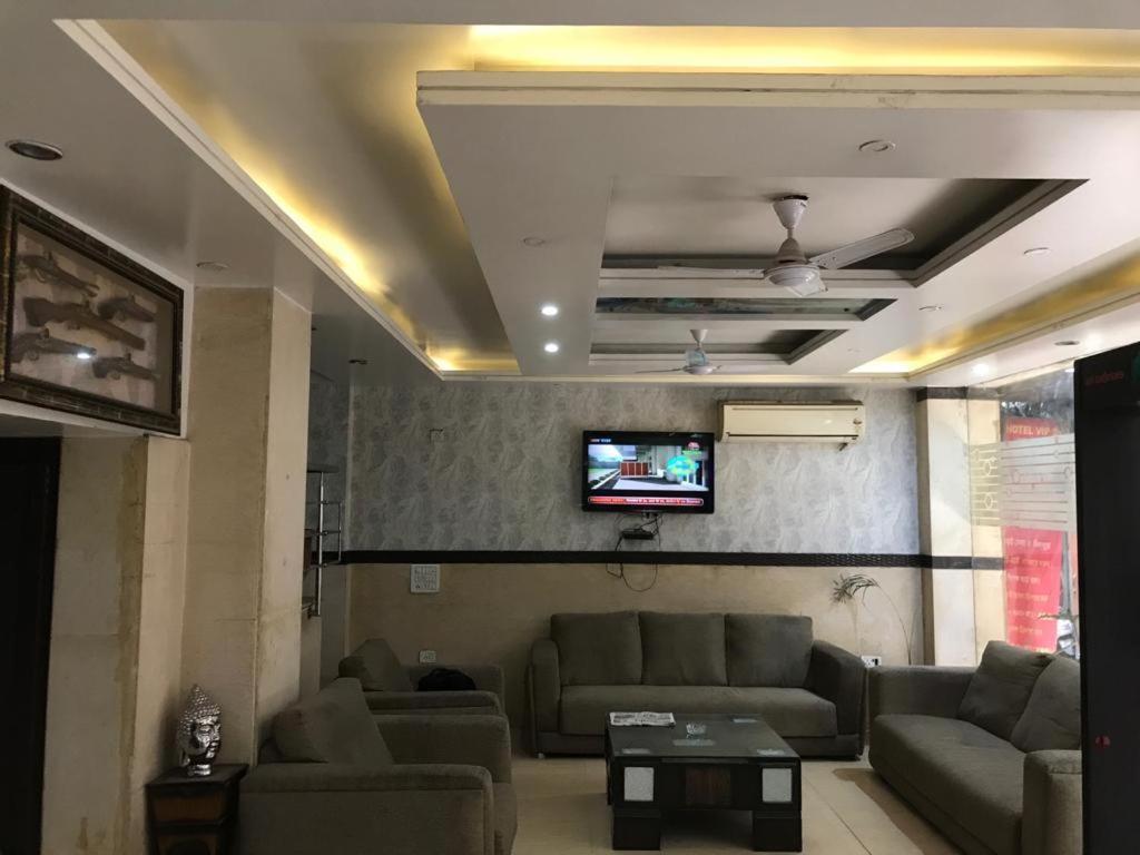 Adb Rooms Udhav Palace New Delhi Exterior photo